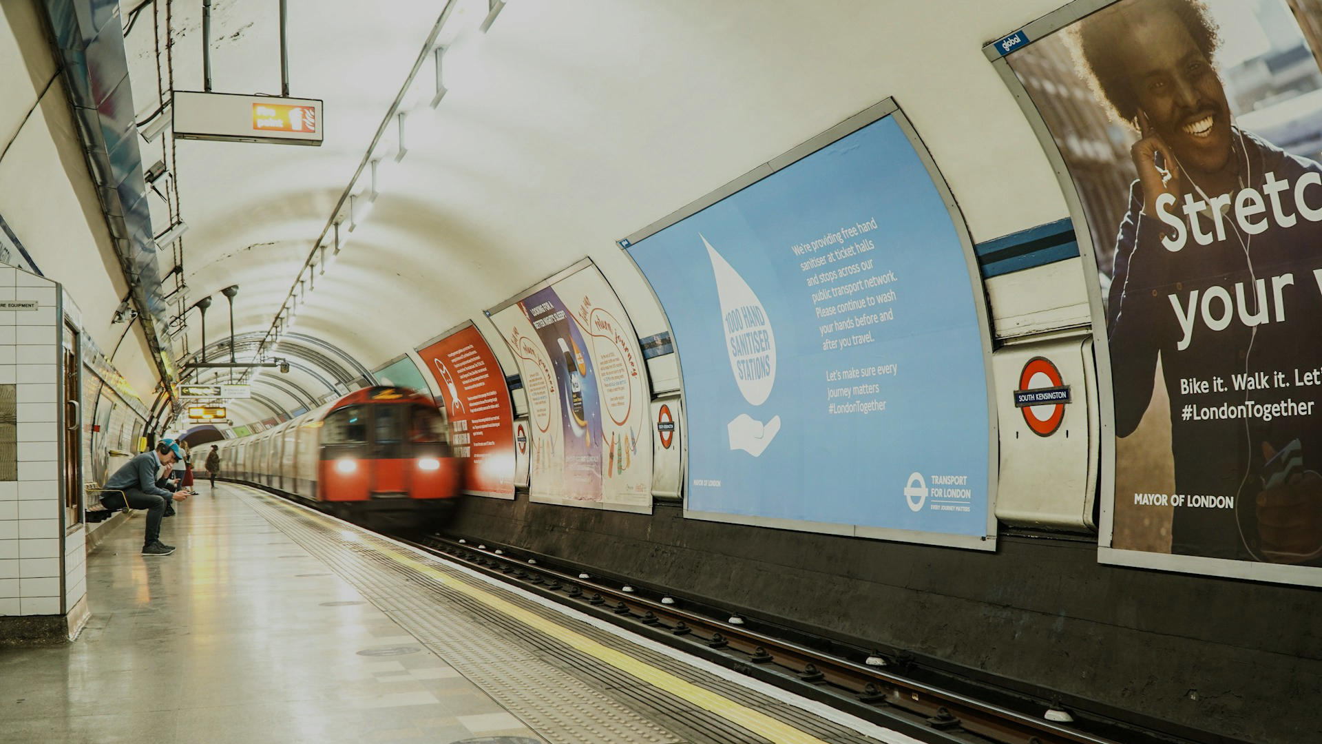 Mídia OOH movimenta R$ 5,5 bilhões e amplia presença no mercado publicitário